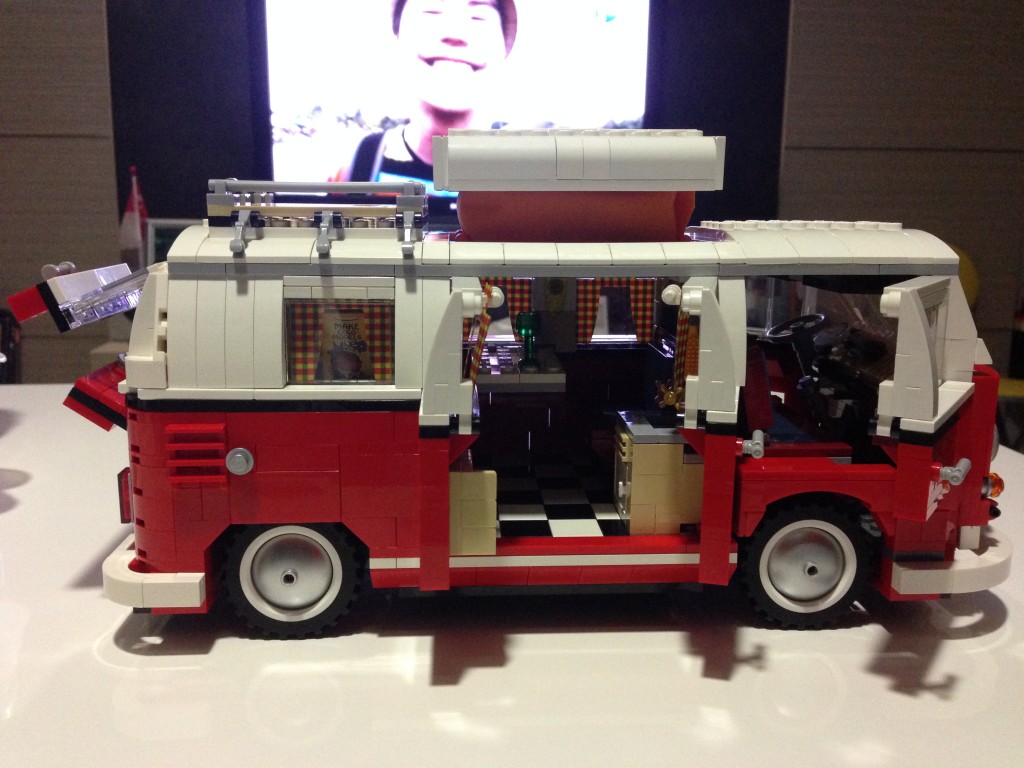 Lego Camper Van - Side